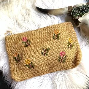 n a t u r a l :: Vintage Organic Large Boho Floral Burlap Straw Clutch